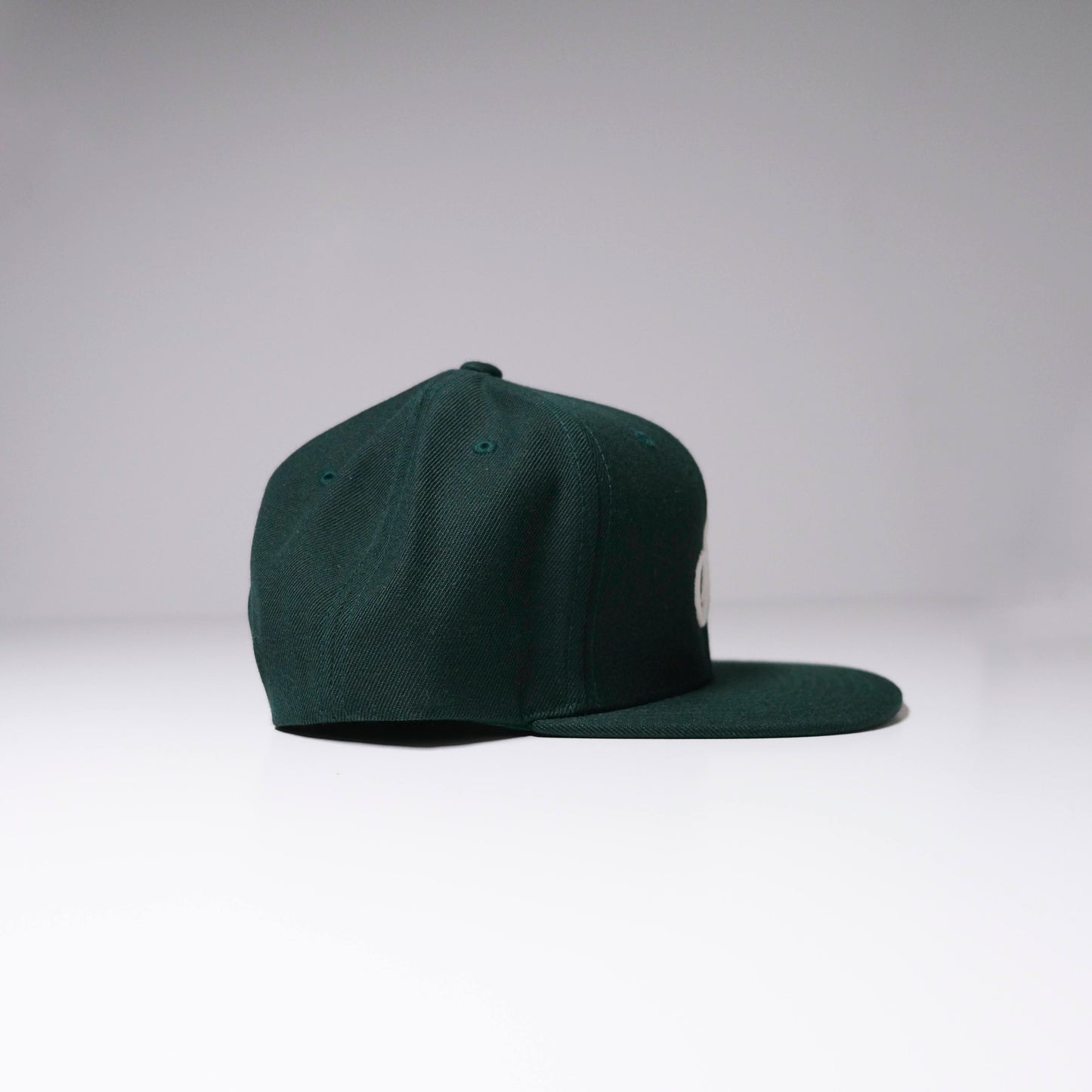 Script 'P' Logo Snapback